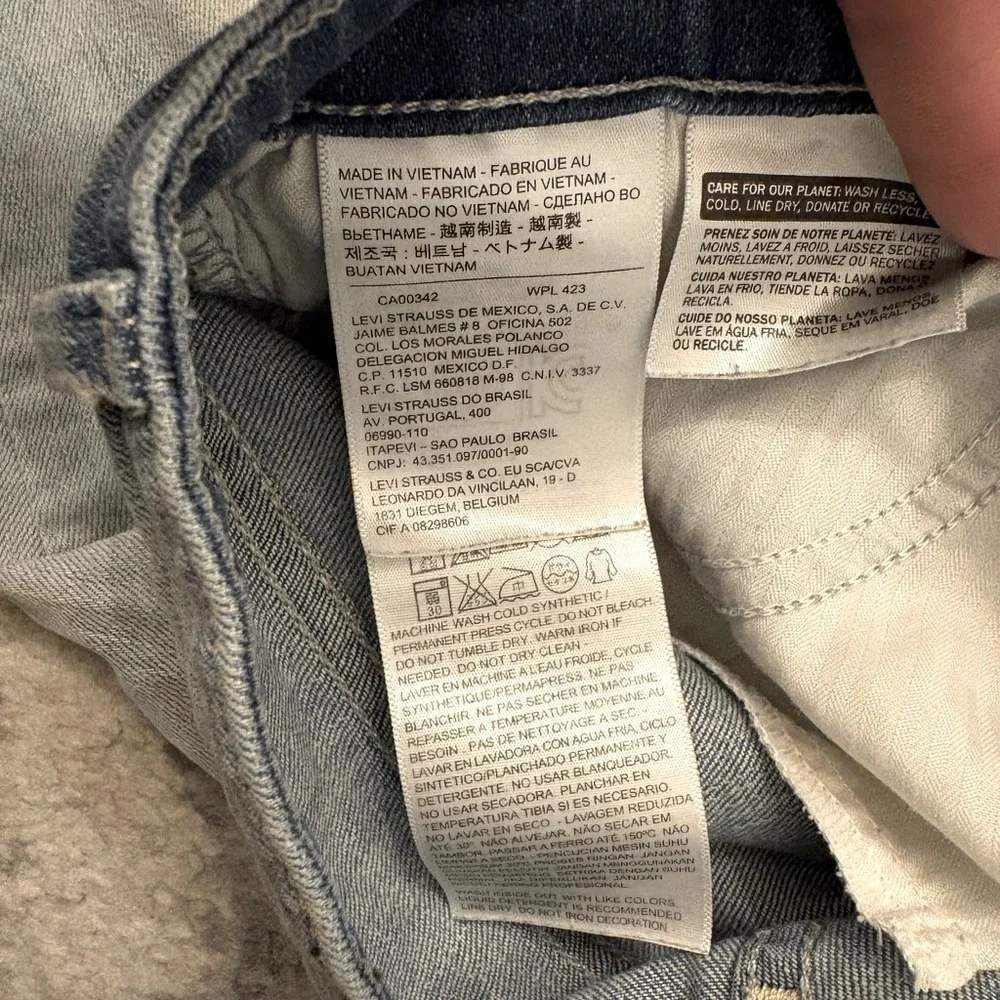 Levi’s high-rise skinny jean, Acid Wash, SZ 27